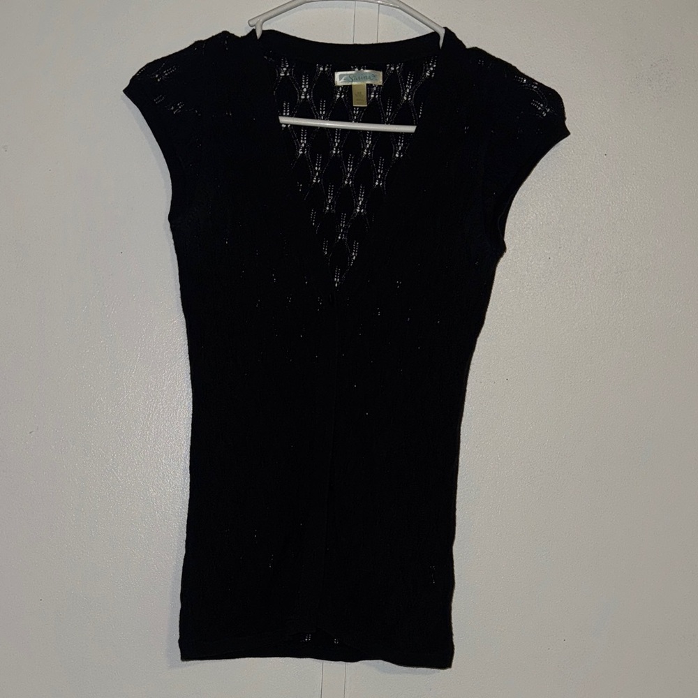 Susina Black Cap Sleeve Blouse
